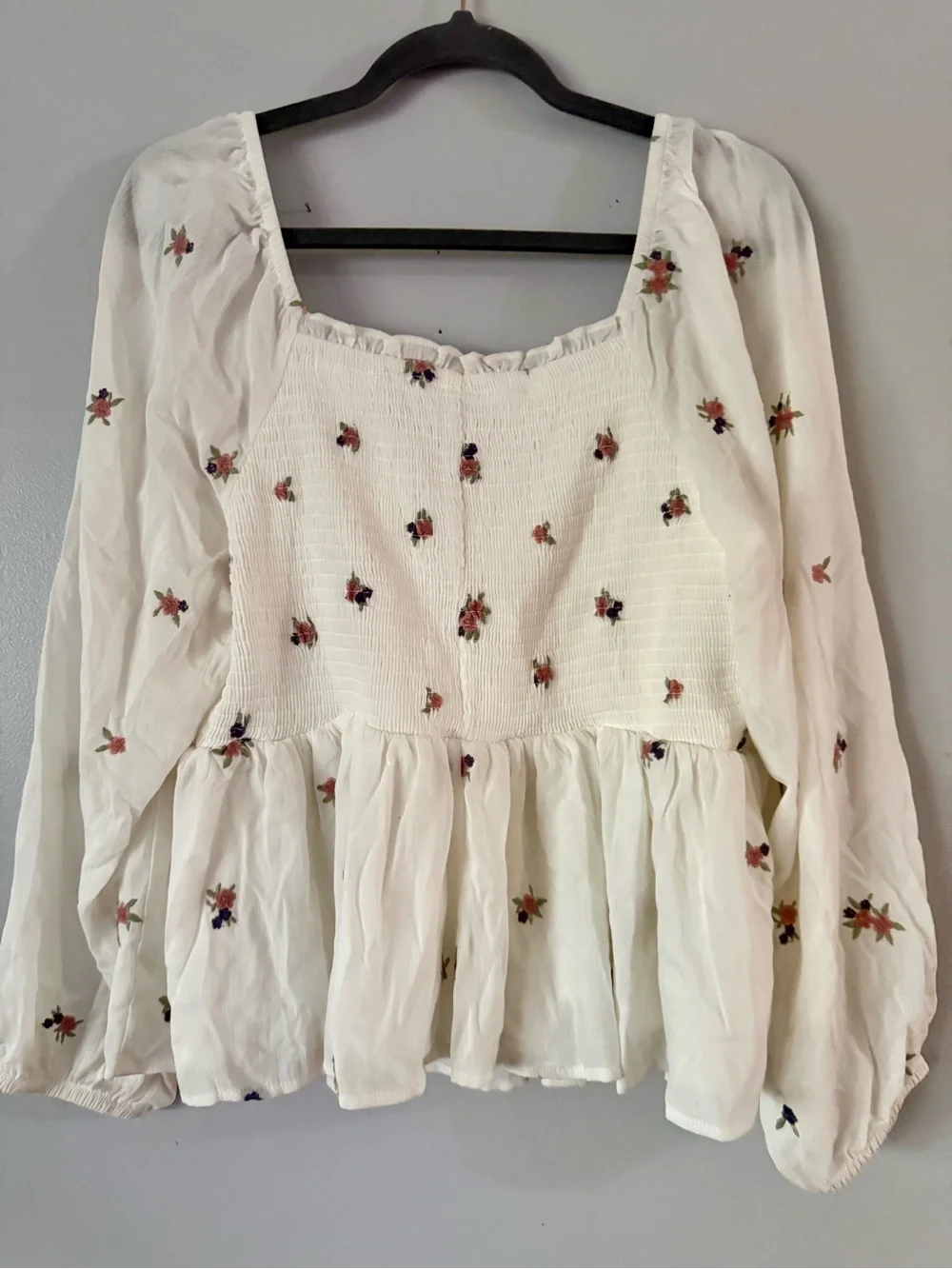 Torrid Cottagecore Floral Embroidered Smocked Gauze Peplum Crop Blouse - Picture 3 of 4